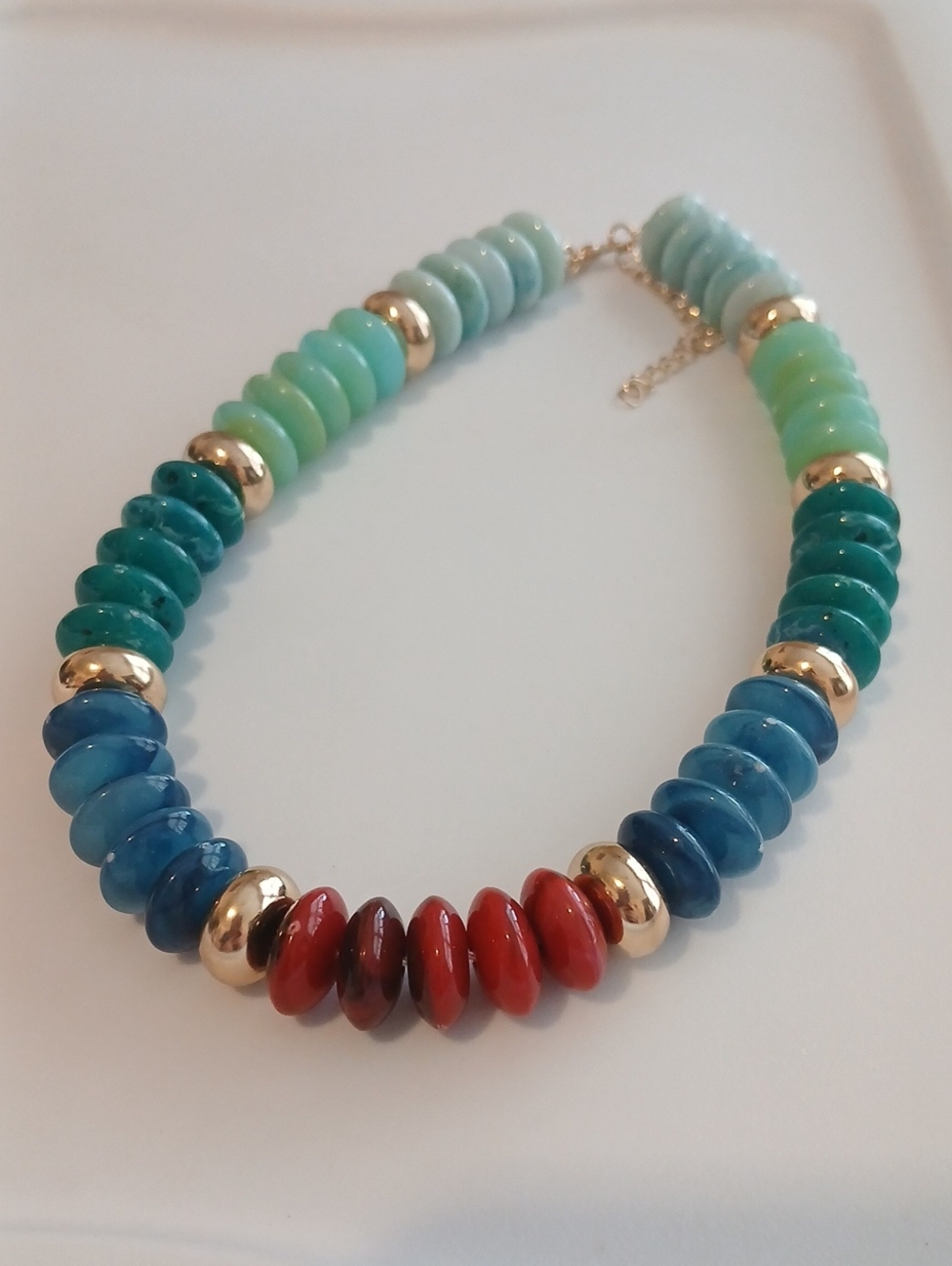 Fashion Jewelry Multicolor Beaded Necklace with Gold Accents